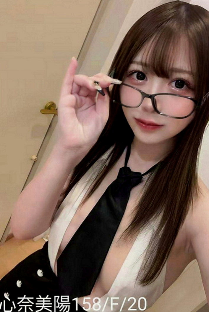 壯圍伴遊：文傑 |輕熟淫蕩妹妹|167cm|44kg|E罩杯|19歲|射兩次哦 玩親親 69式  清純 俏皮 溫婉大方   敏感高潮體質 超級深喉嚨有女友FU