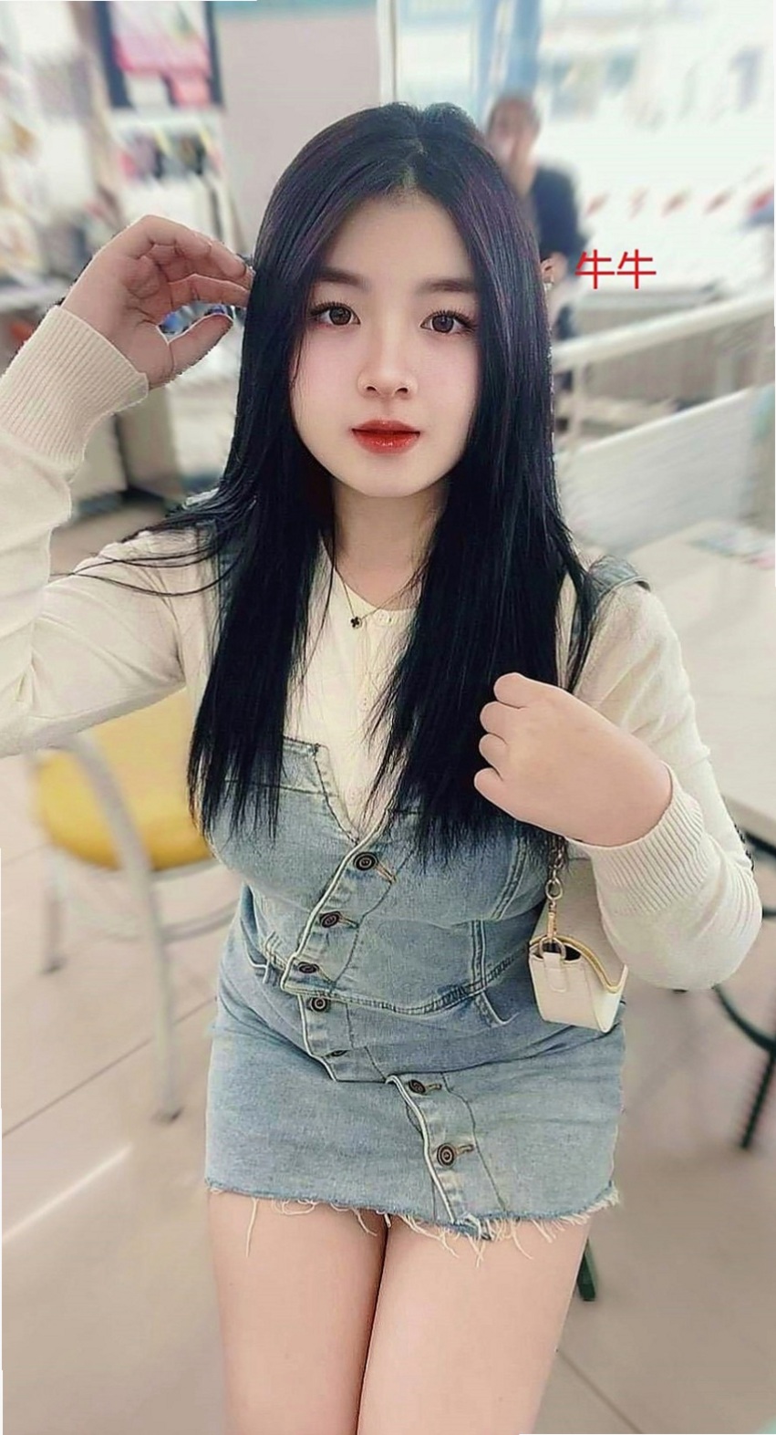 梓官全套：伊心 |可愛小正妹|170cm|49kg|E罩杯|21歲|保養極好的Q彈嫩膚一定讓你愛不釋手 胸部吹彈可破 喜歡的哥哥趕緊來預約